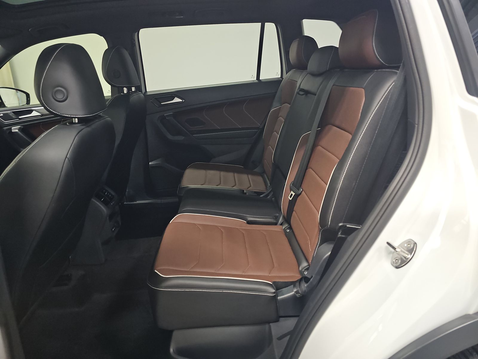 2024 Volkswagen Tiguan 2.0T SEL R-Line AWD