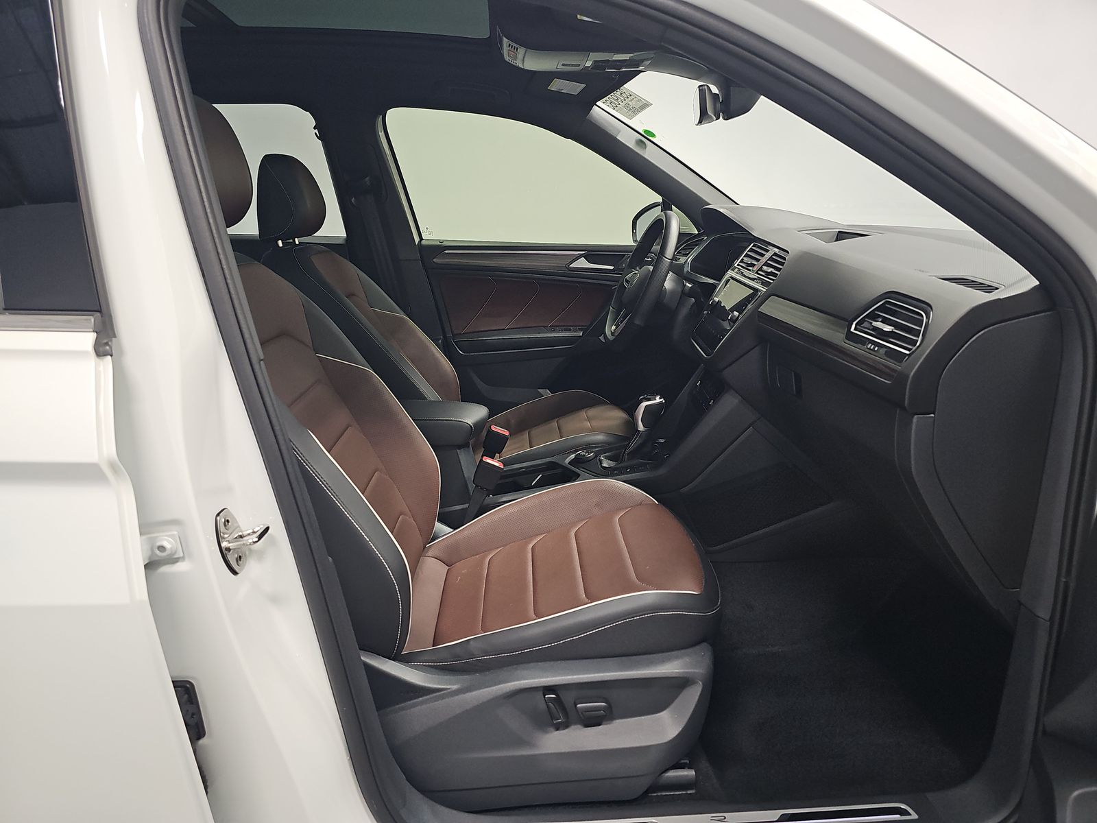 2024 Volkswagen Tiguan 2.0T SEL R-Line AWD