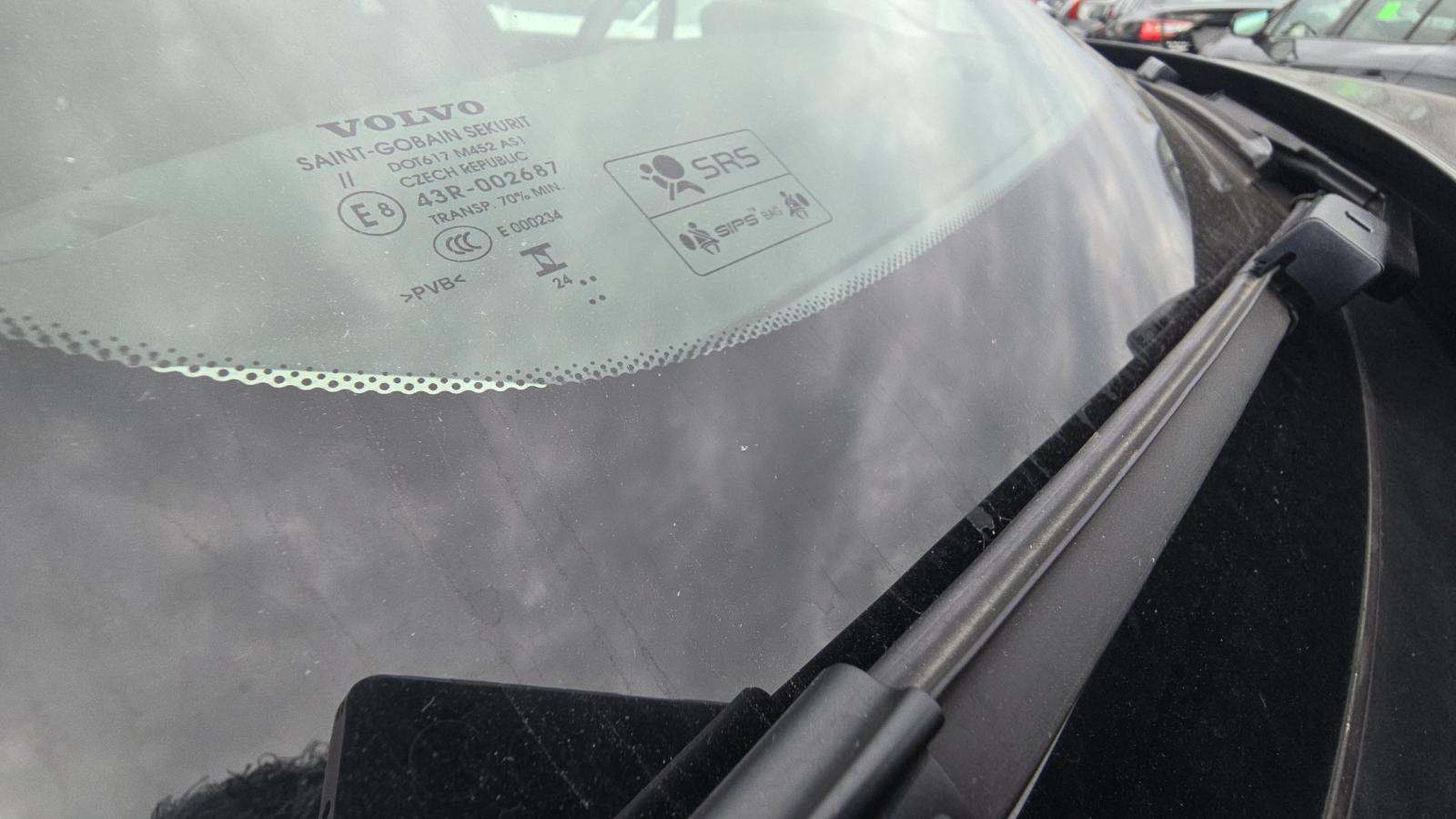 2025 Volvo XC60 B5 Plus AWD