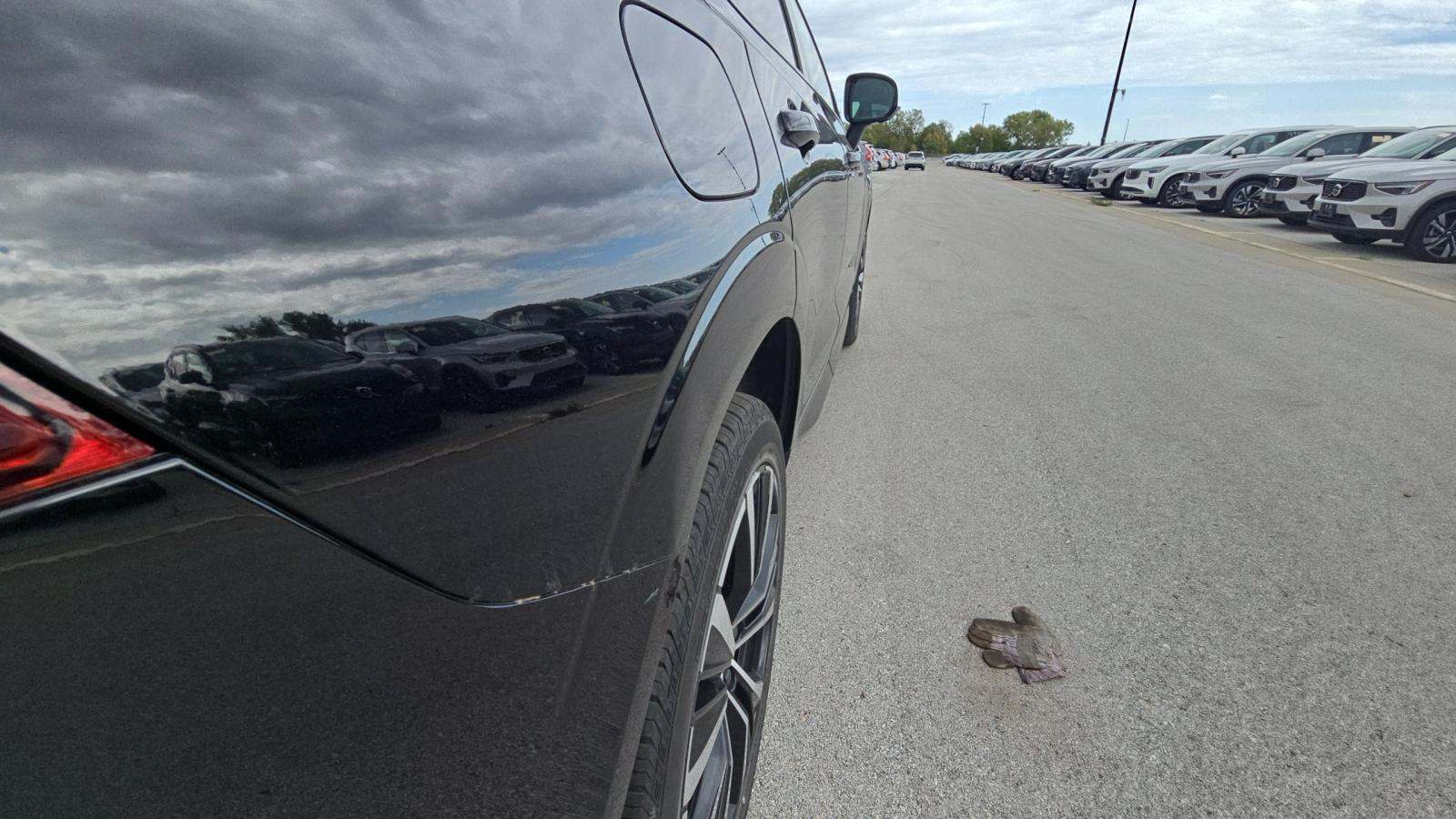 2025 Volvo XC60 B5 Plus AWD