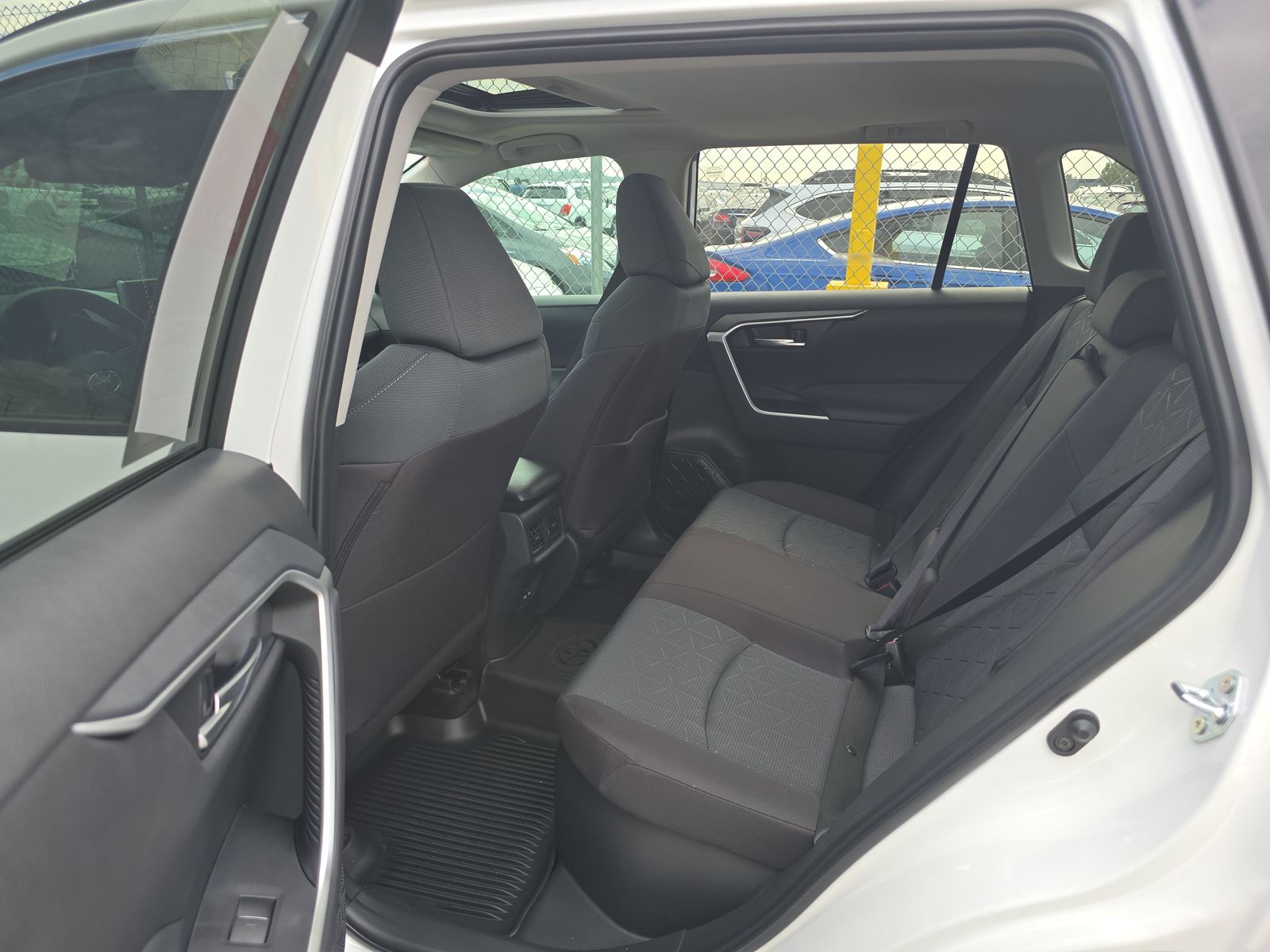 2025 Toyota RAV4 Hybrid XLE AWD