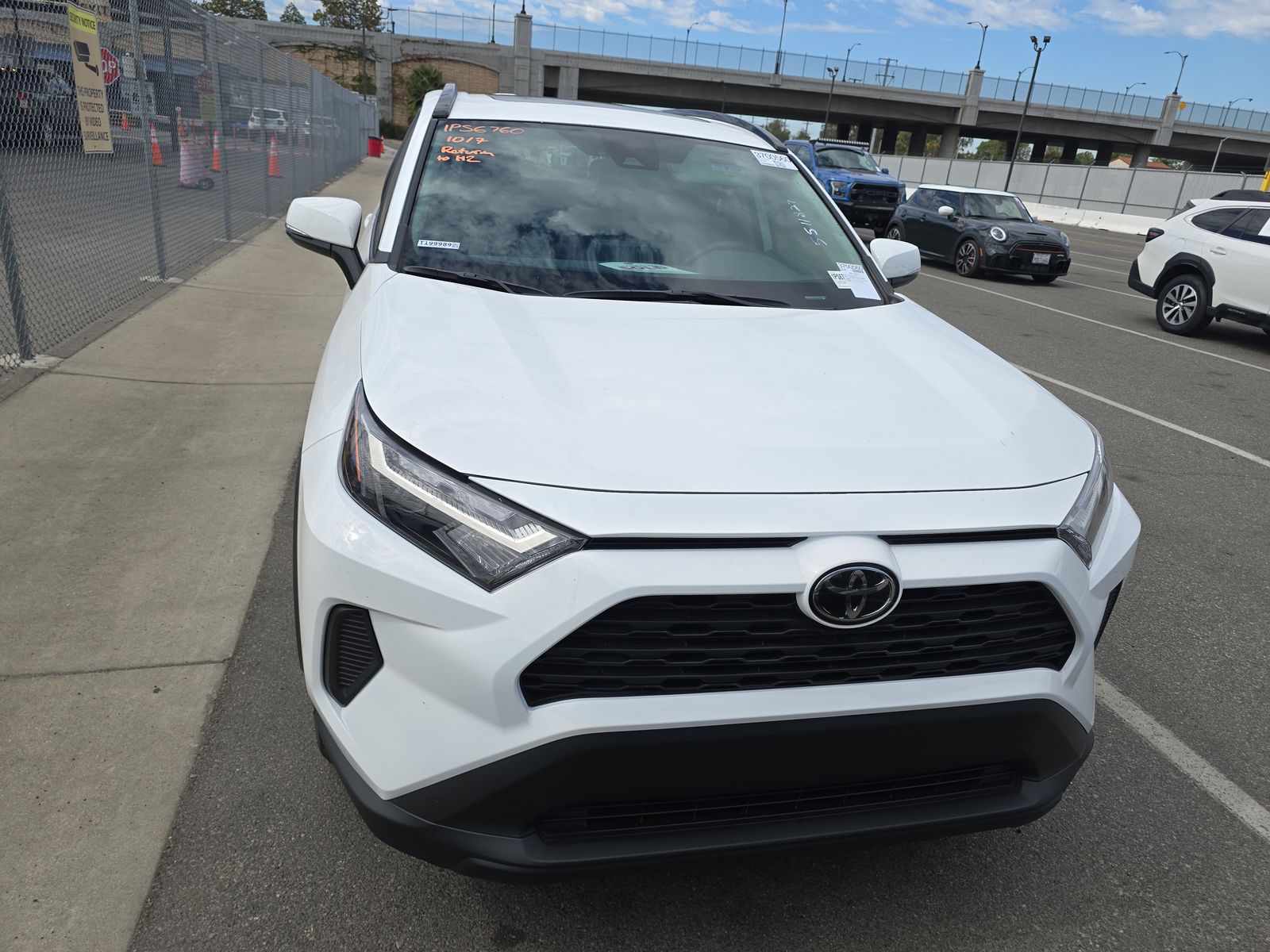 2025 Toyota RAV4 Hybrid XLE AWD