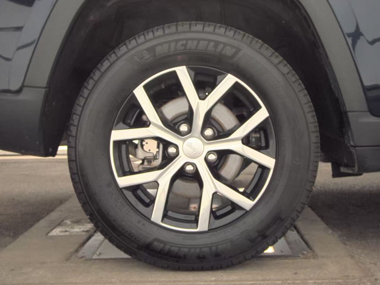 2024 Jeep Grand Cherokee Limited AWD