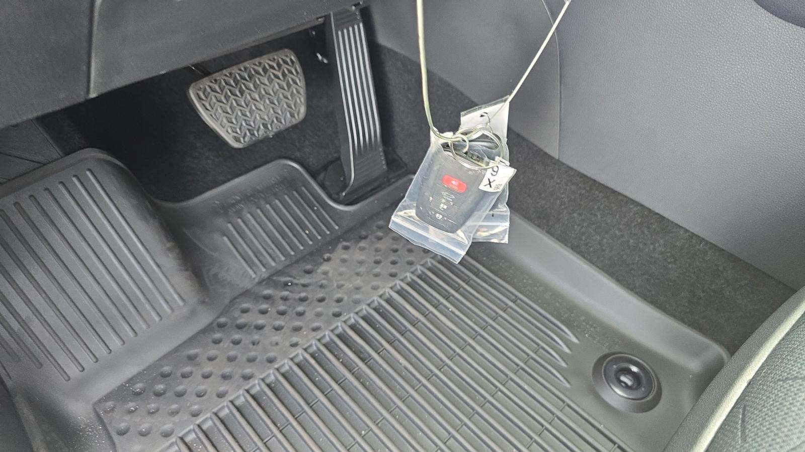 2025 Toyota RAV4 Hybrid XLE AWD