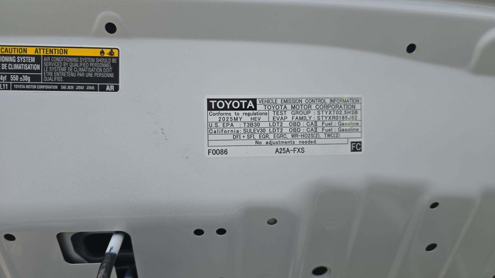 2025 Toyota RAV4 Hybrid XLE AWD