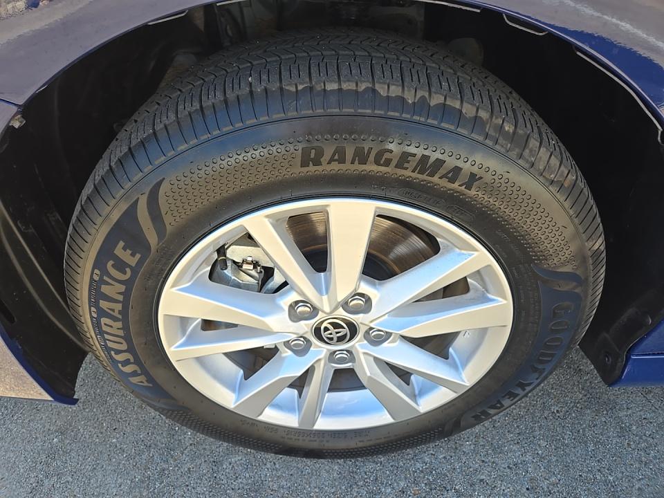 2025 Toyota Camry LE AWD