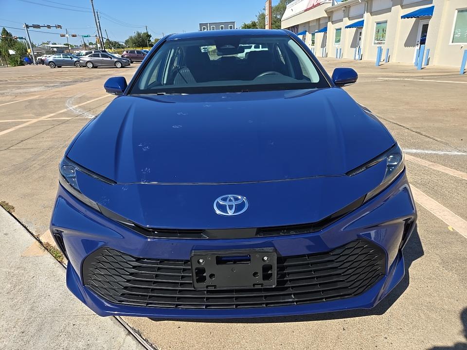 2025 Toyota Camry LE AWD