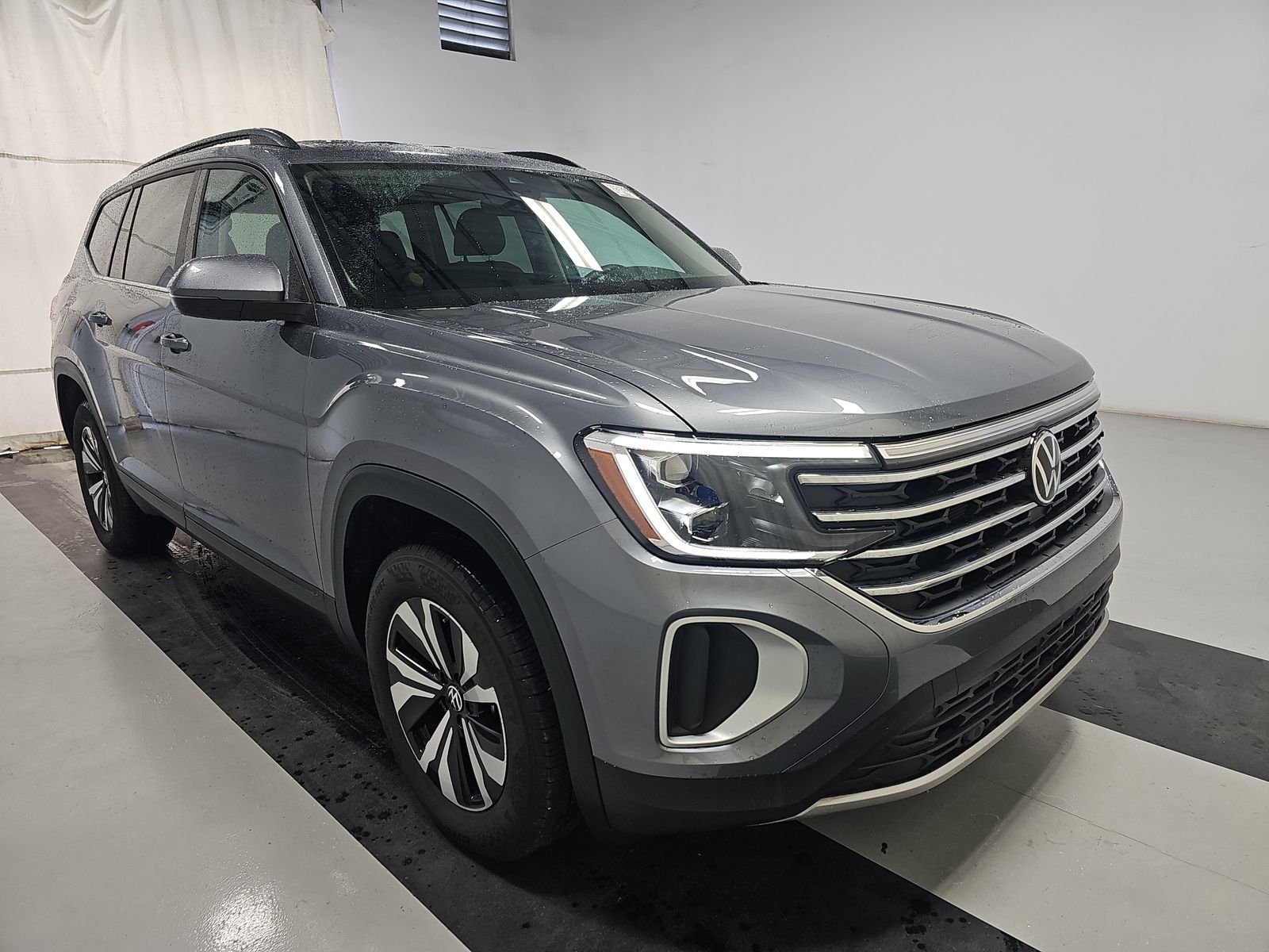 2025 Volkswagen Atlas 2.0T SE AWD