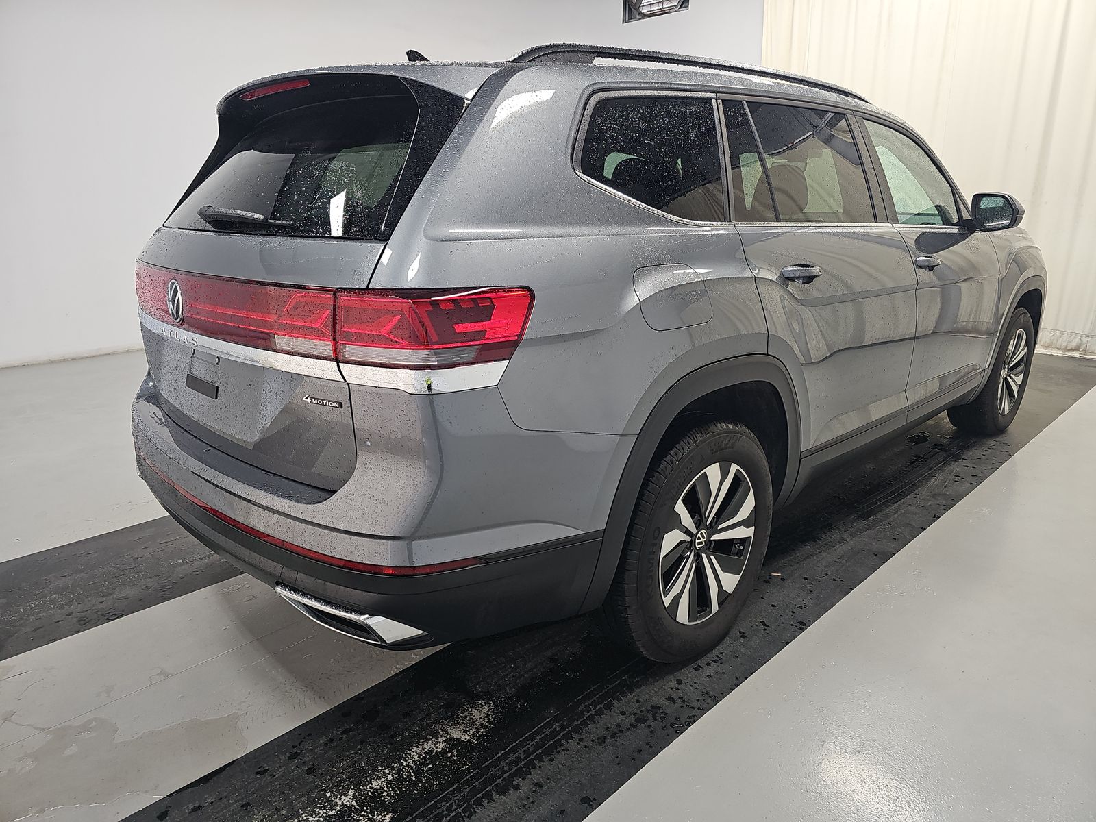 2025 Volkswagen Atlas 2.0T SE AWD