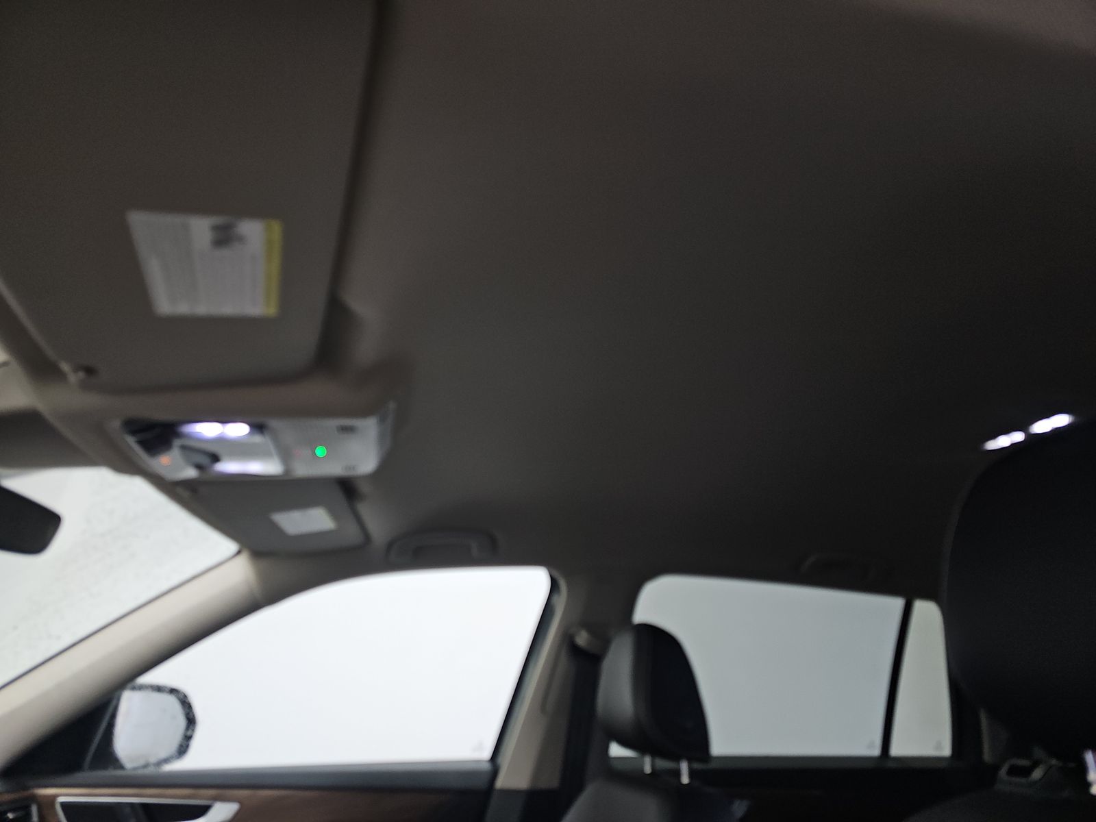 2025 Volkswagen Atlas 2.0T SE AWD