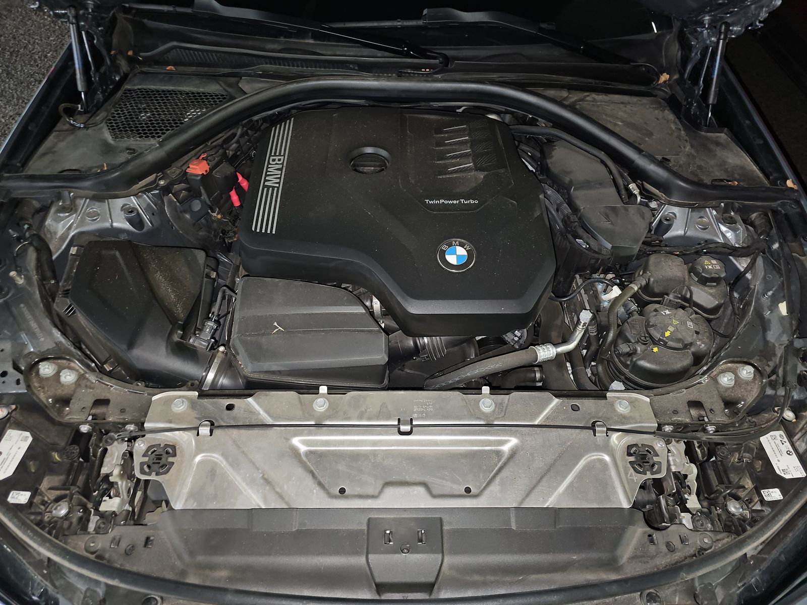 2024 BMW 3 Series 330i RWD