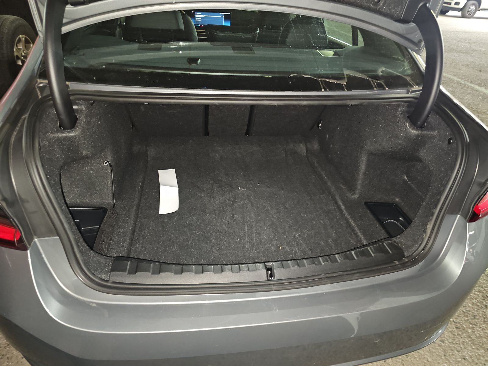 2024 BMW 3 Series 330i RWD