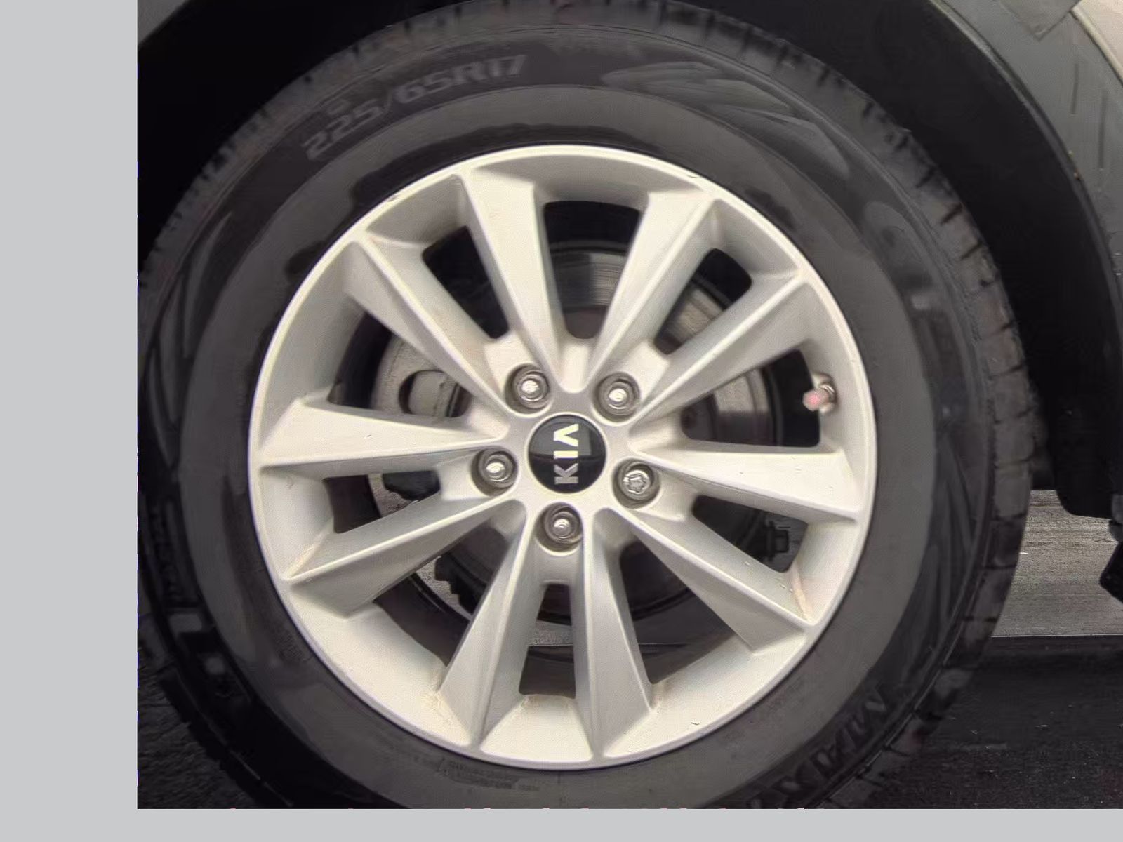 2019 Kia Sorento L FWD