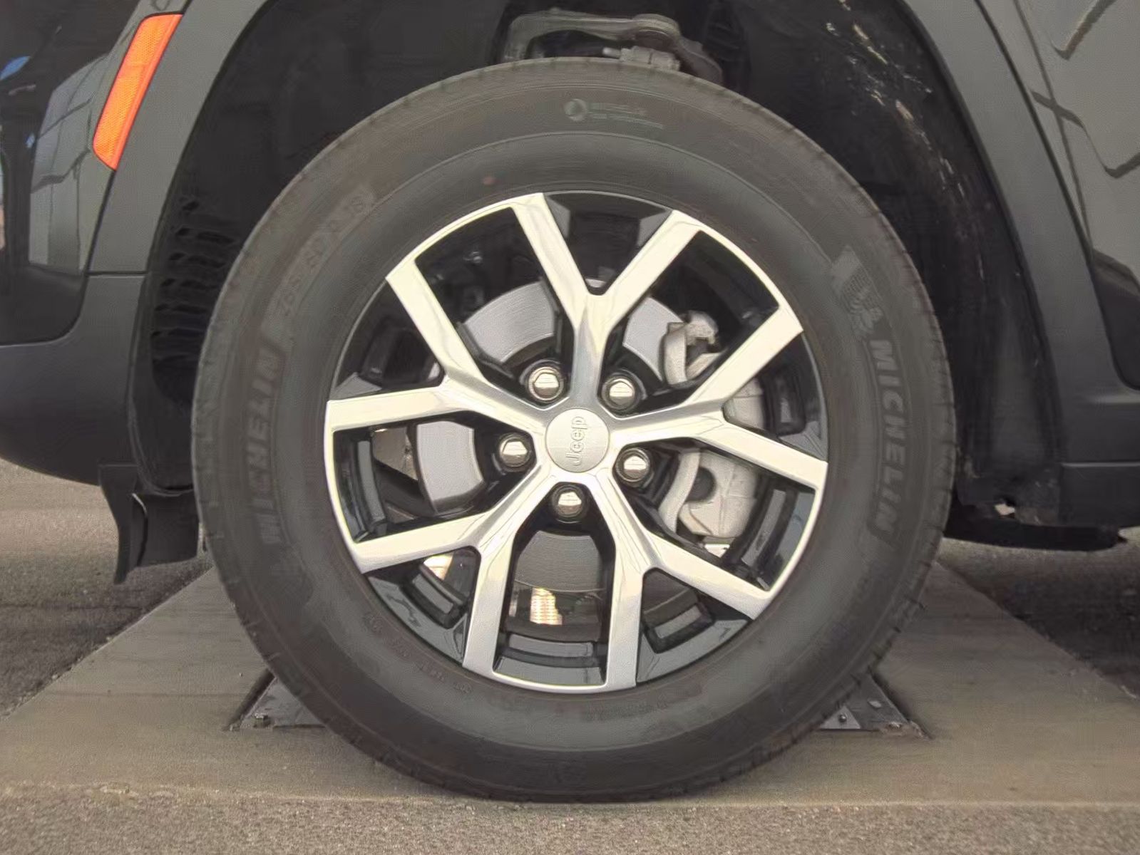 2024 Jeep Grand Cherokee Limited AWD