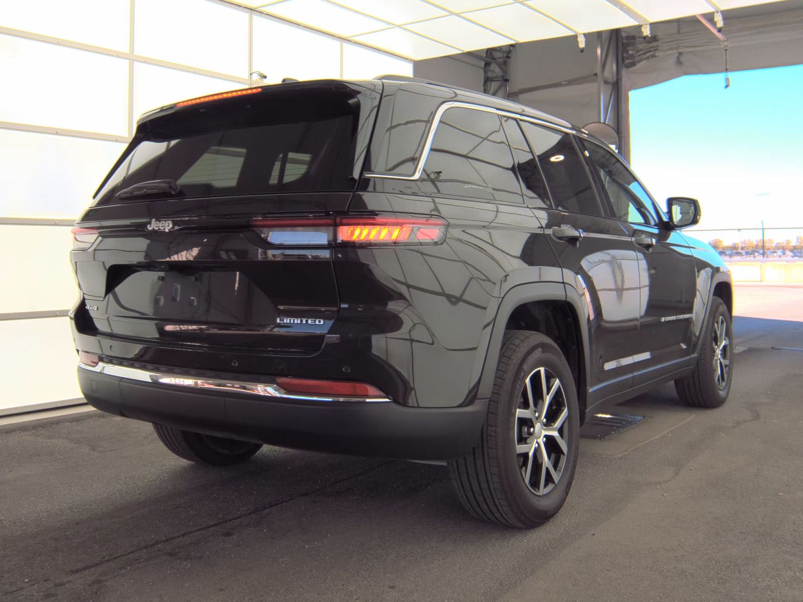 2024 Jeep Grand Cherokee Limited AWD