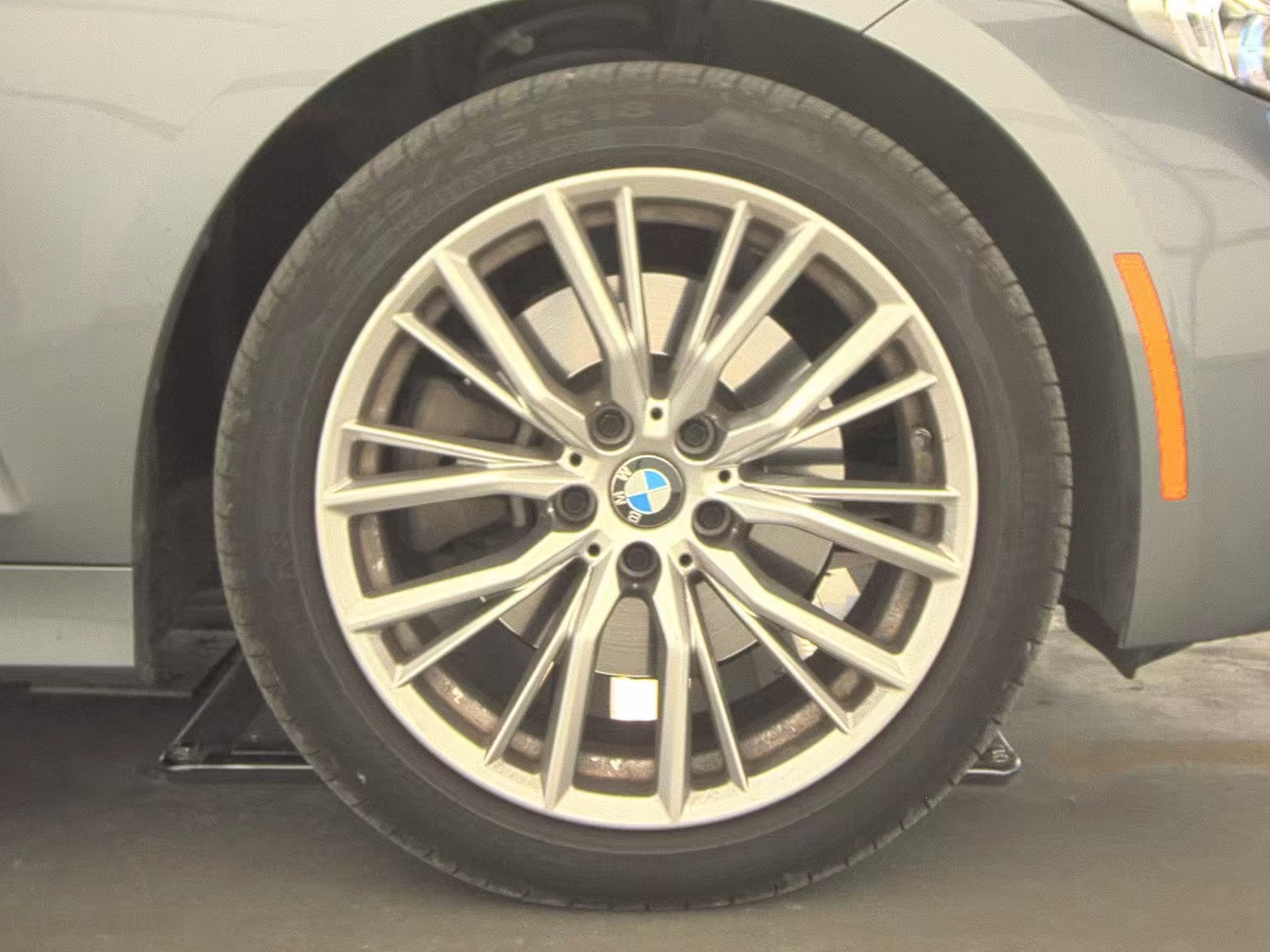 2024 BMW 3 Series 330i RWD