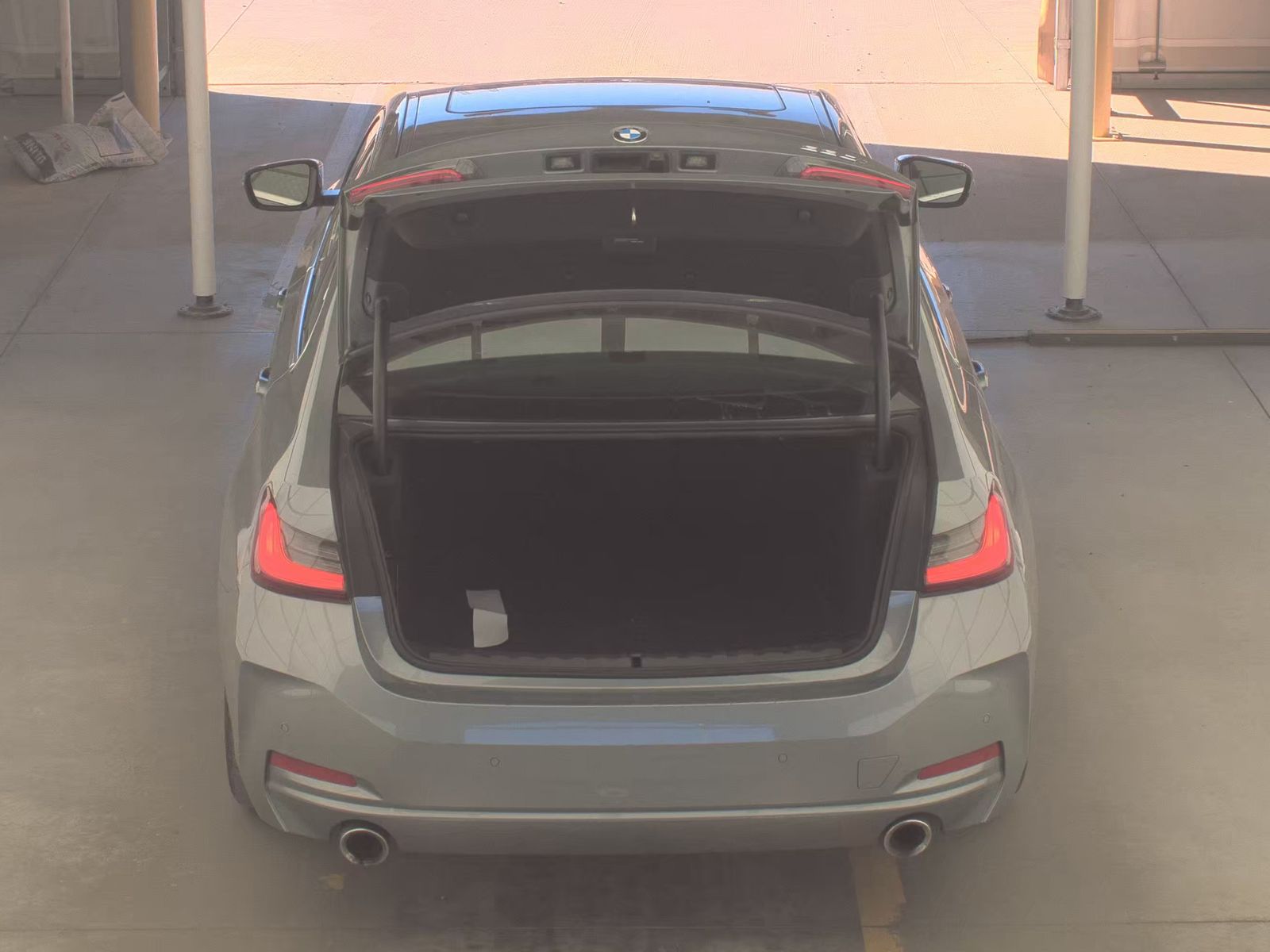 2024 BMW 3 Series 330i RWD