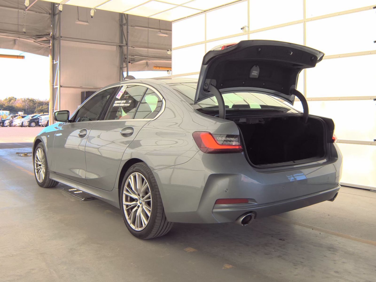 2024 BMW 3 Series 330i RWD