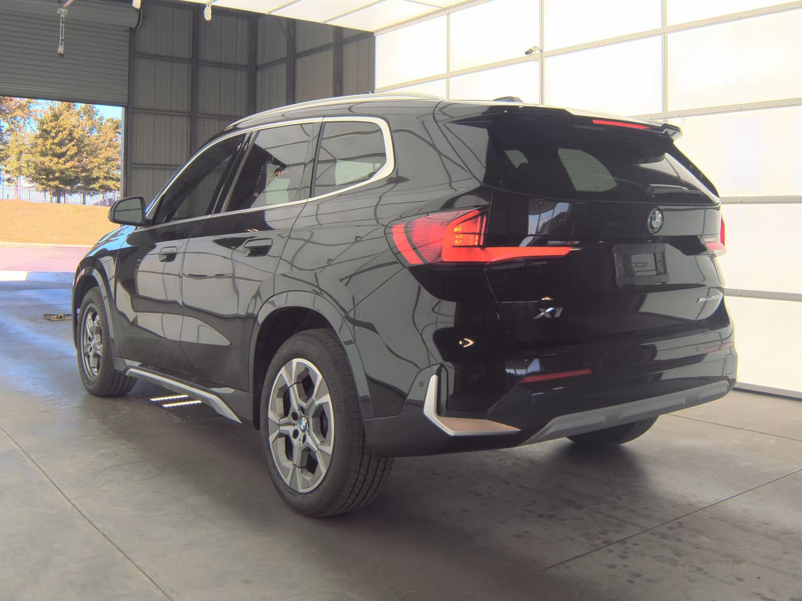 2025 BMW X1 xDrive28i AWD