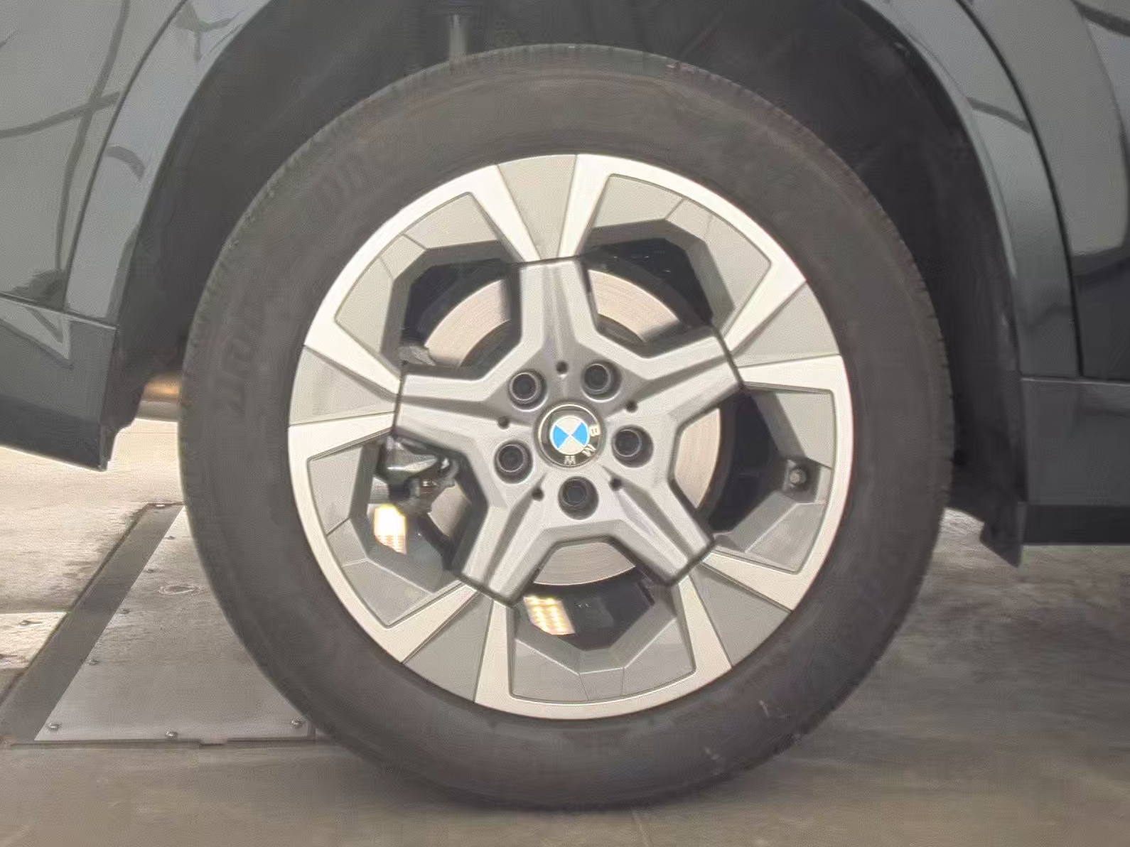 2025 BMW X1 xDrive28i AWD