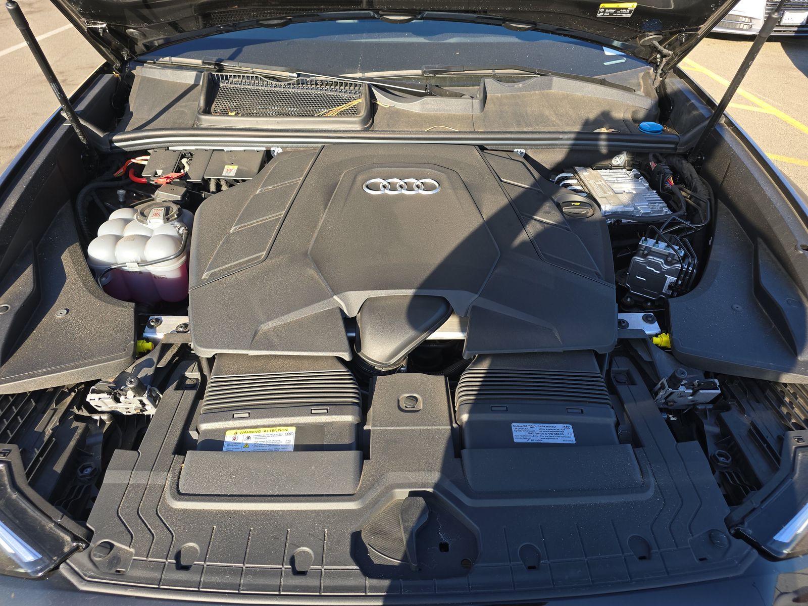 2025 Audi Q8 Premium AWD