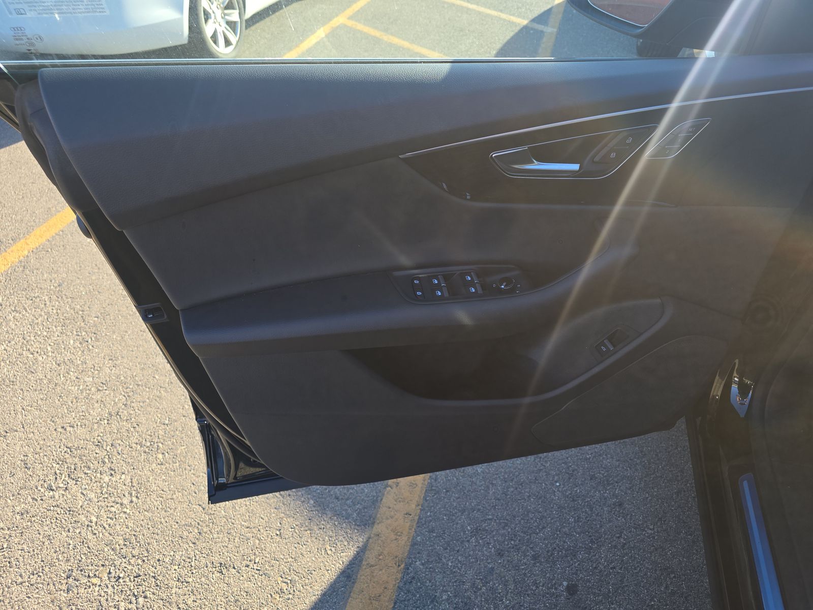 2025 Audi Q8 Premium AWD