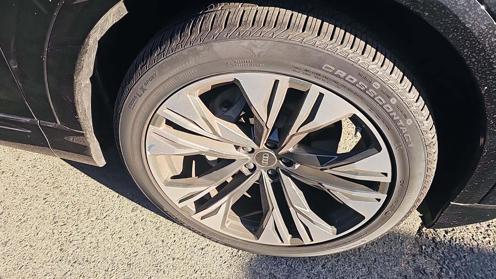 2025 Audi Q8 Premium AWD