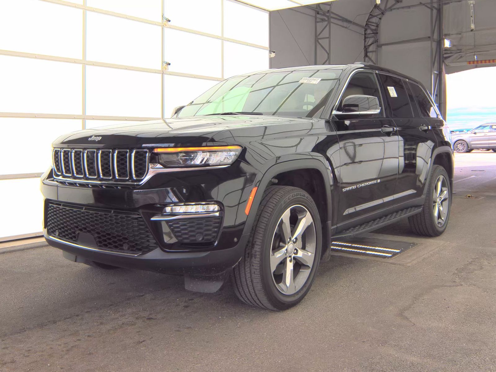 2024 Jeep Grand Cherokee Limited AWD