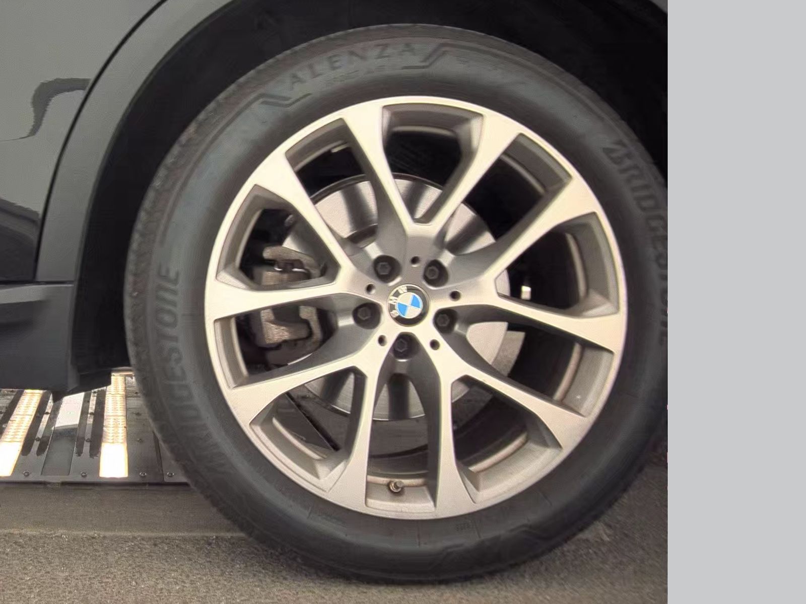 2024 BMW X5 xDrive40i AWD