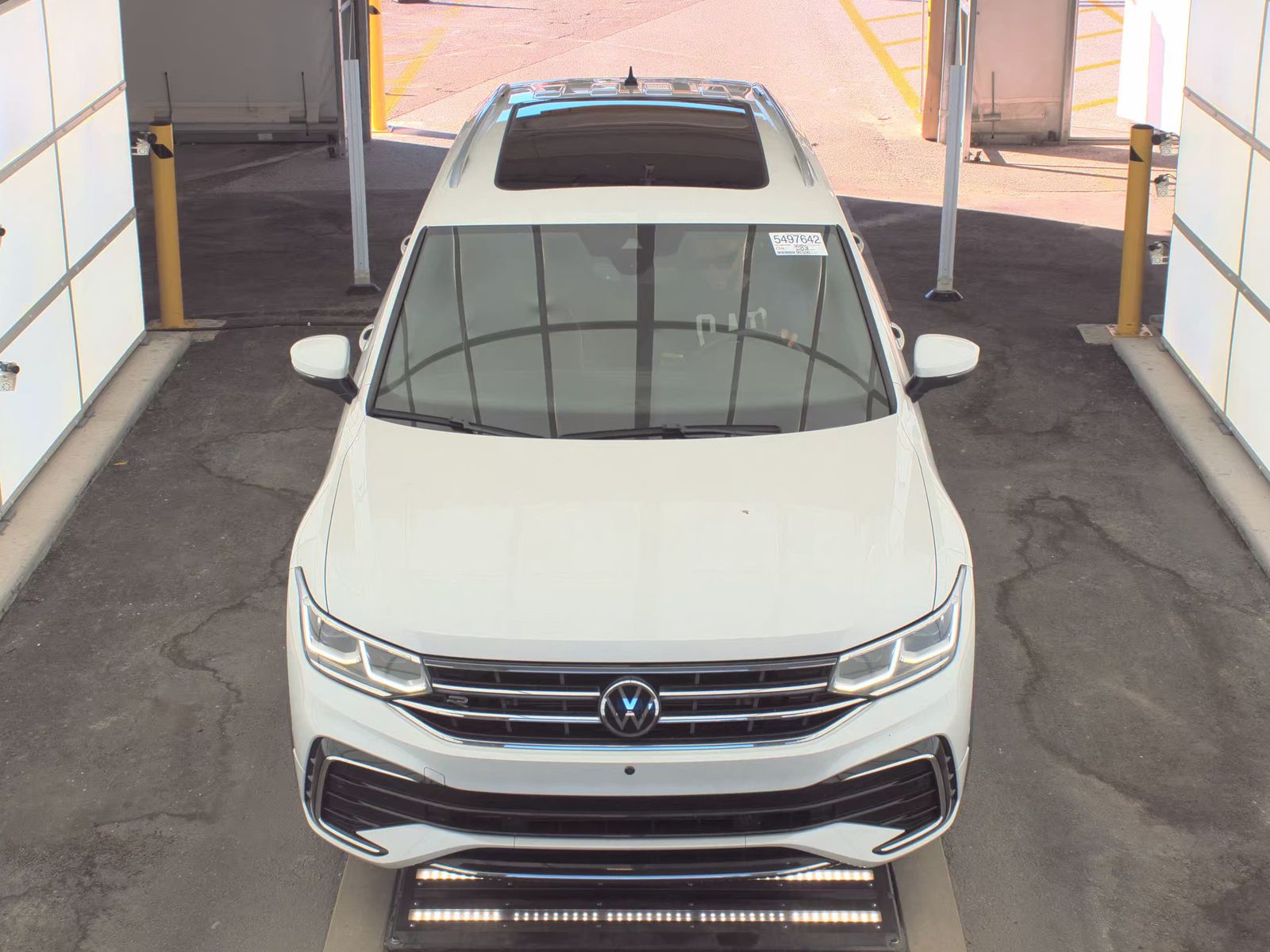 2022 Volkswagen Tiguan 2.0T SEL R-Line AWD