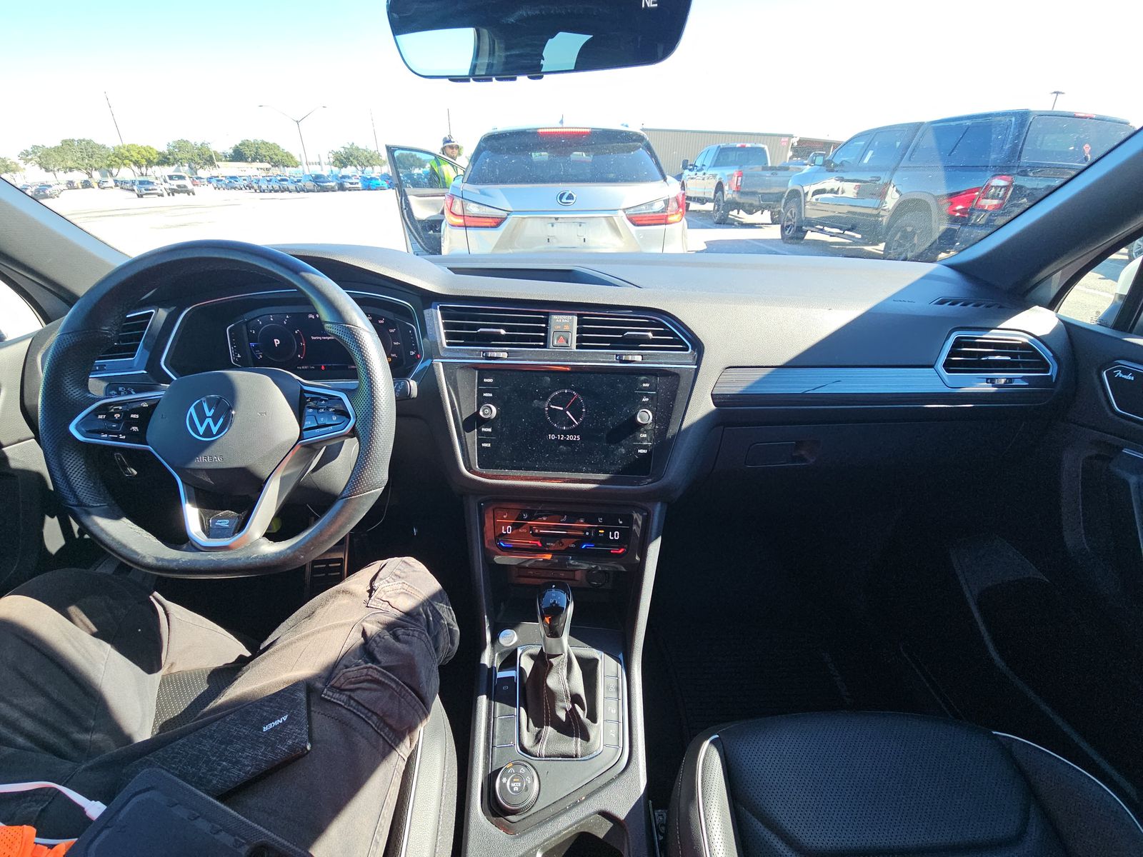 2022 Volkswagen Tiguan 2.0T SEL R-Line AWD