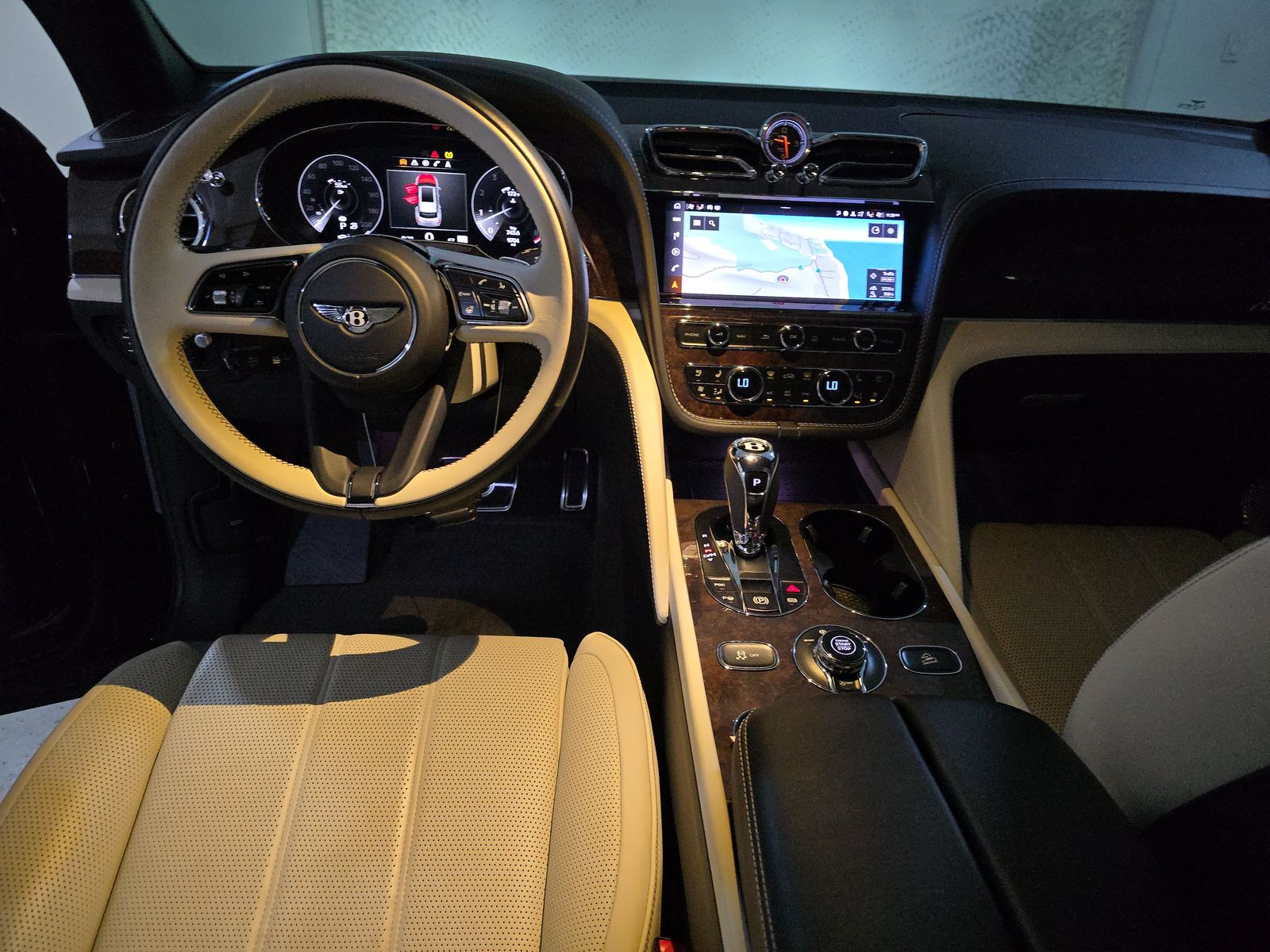 2023 Bentley Bentayga EWB Azure AWD