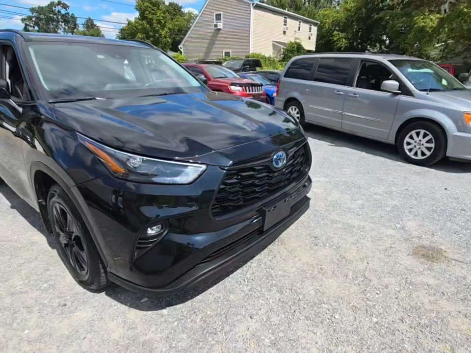 2024 Toyota Highlander Hybrid XLE Nightshade AWD