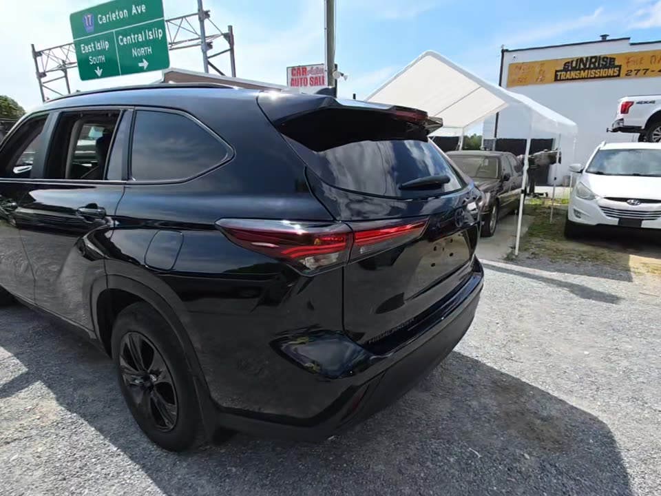 2024 Toyota Highlander Hybrid XLE Nightshade AWD