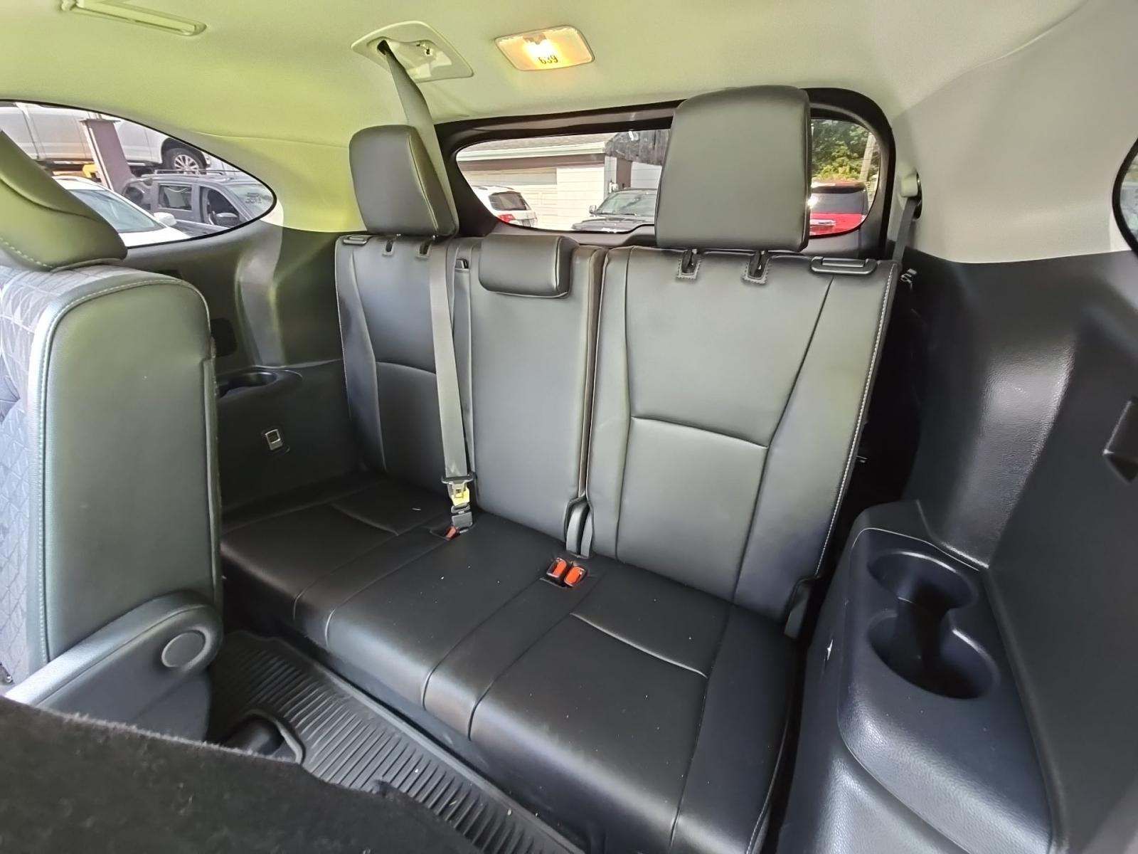 2024 Toyota Highlander Hybrid XLE Nightshade AWD