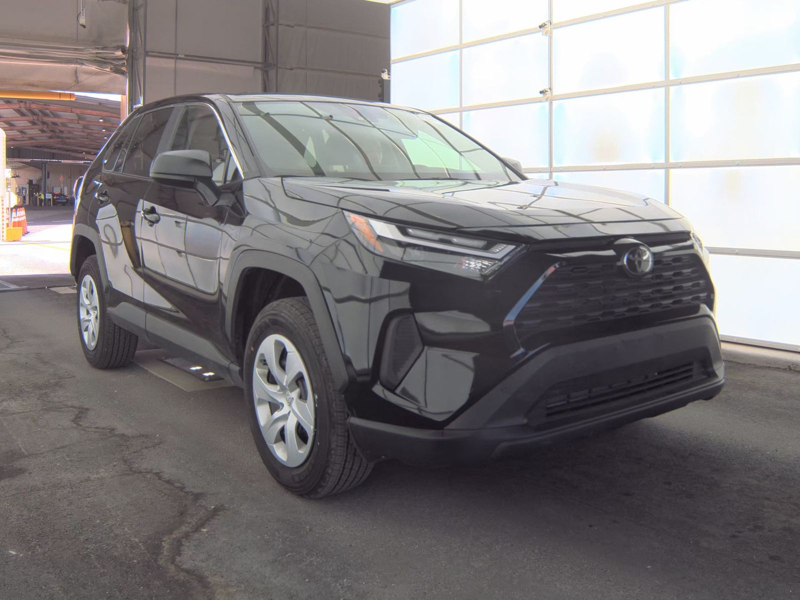 2025 Toyota RAV4 LE AWD