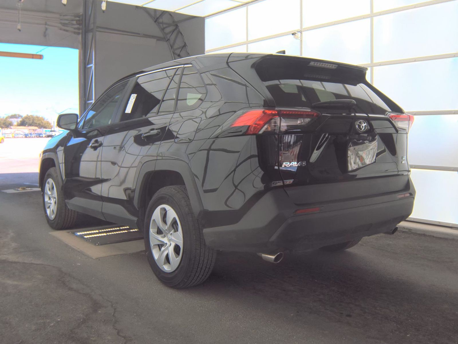 2025 Toyota RAV4 LE AWD