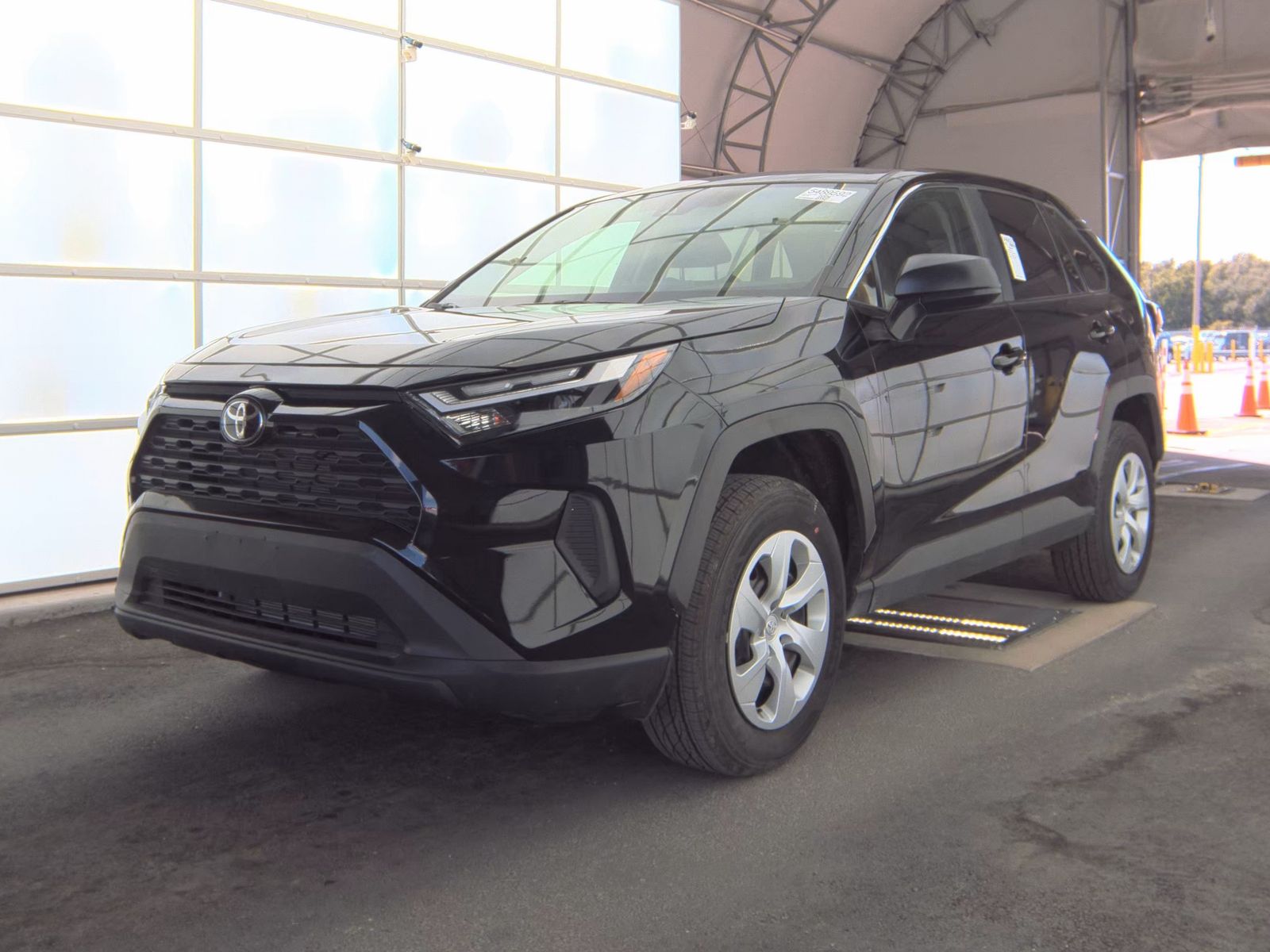 2025 Toyota RAV4 LE AWD