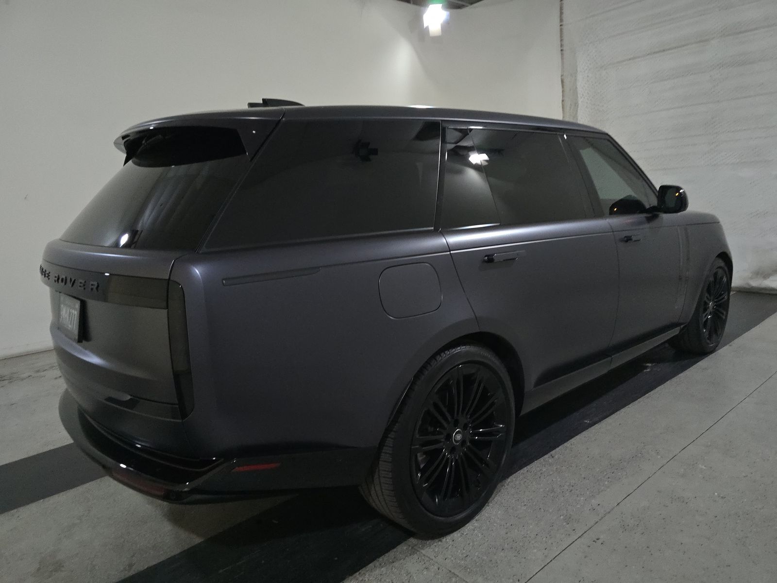 2024 Land Rover Range Rover SE LWB AWD