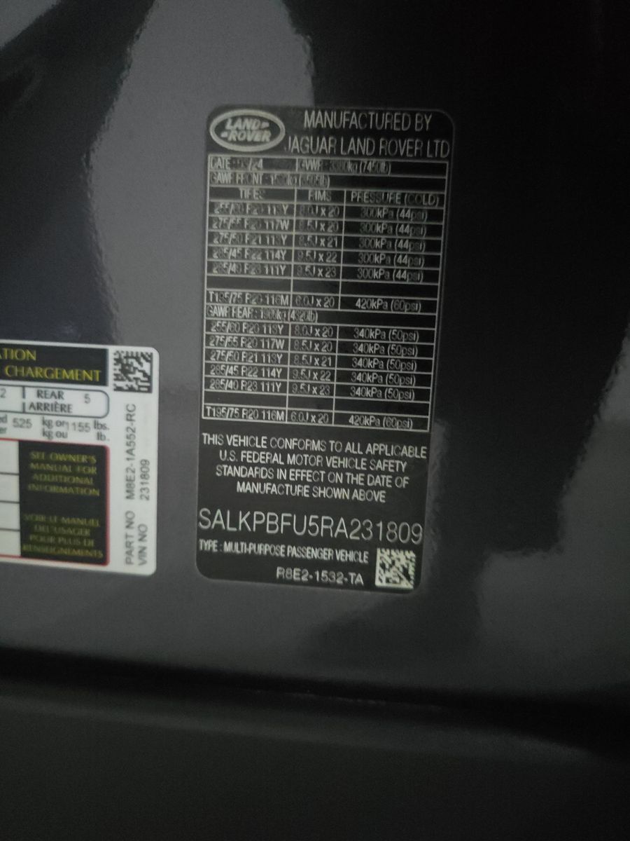 2024 Land Rover Range Rover SE LWB AWD