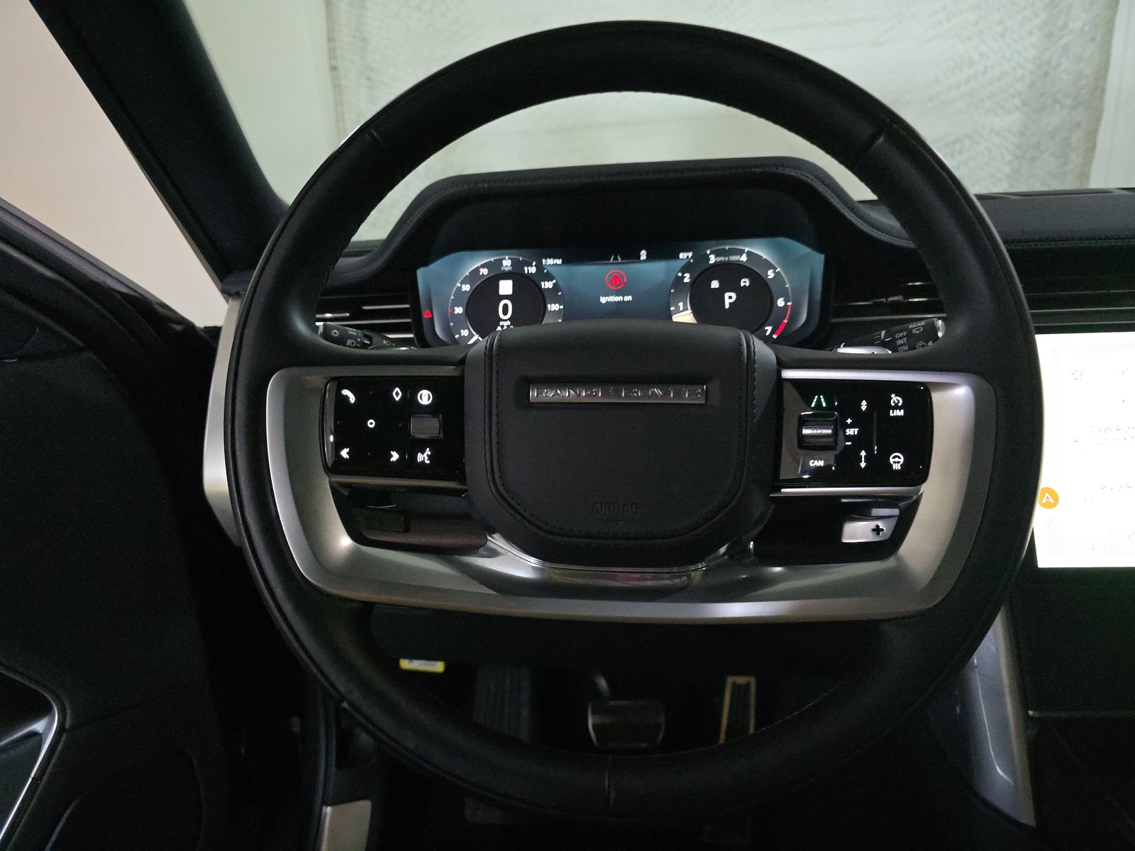 2024 Land Rover Range Rover SE LWB AWD