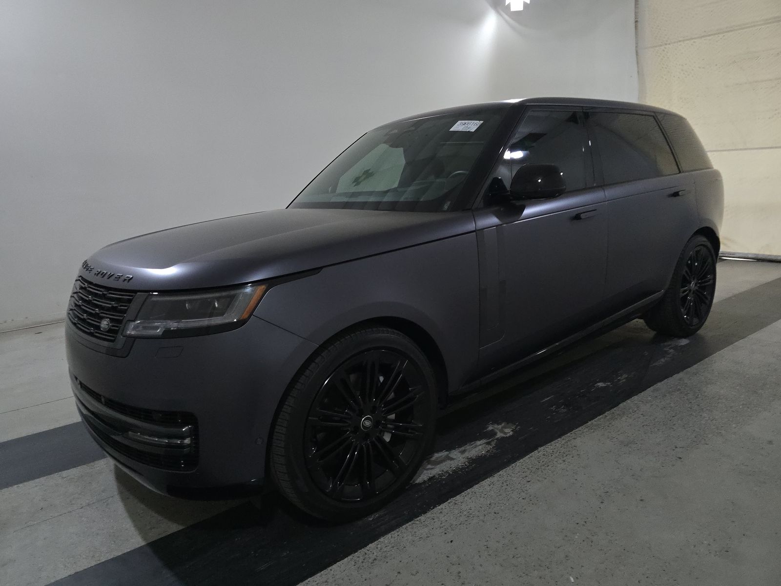 2024 Land Rover Range Rover SE LWB AWD