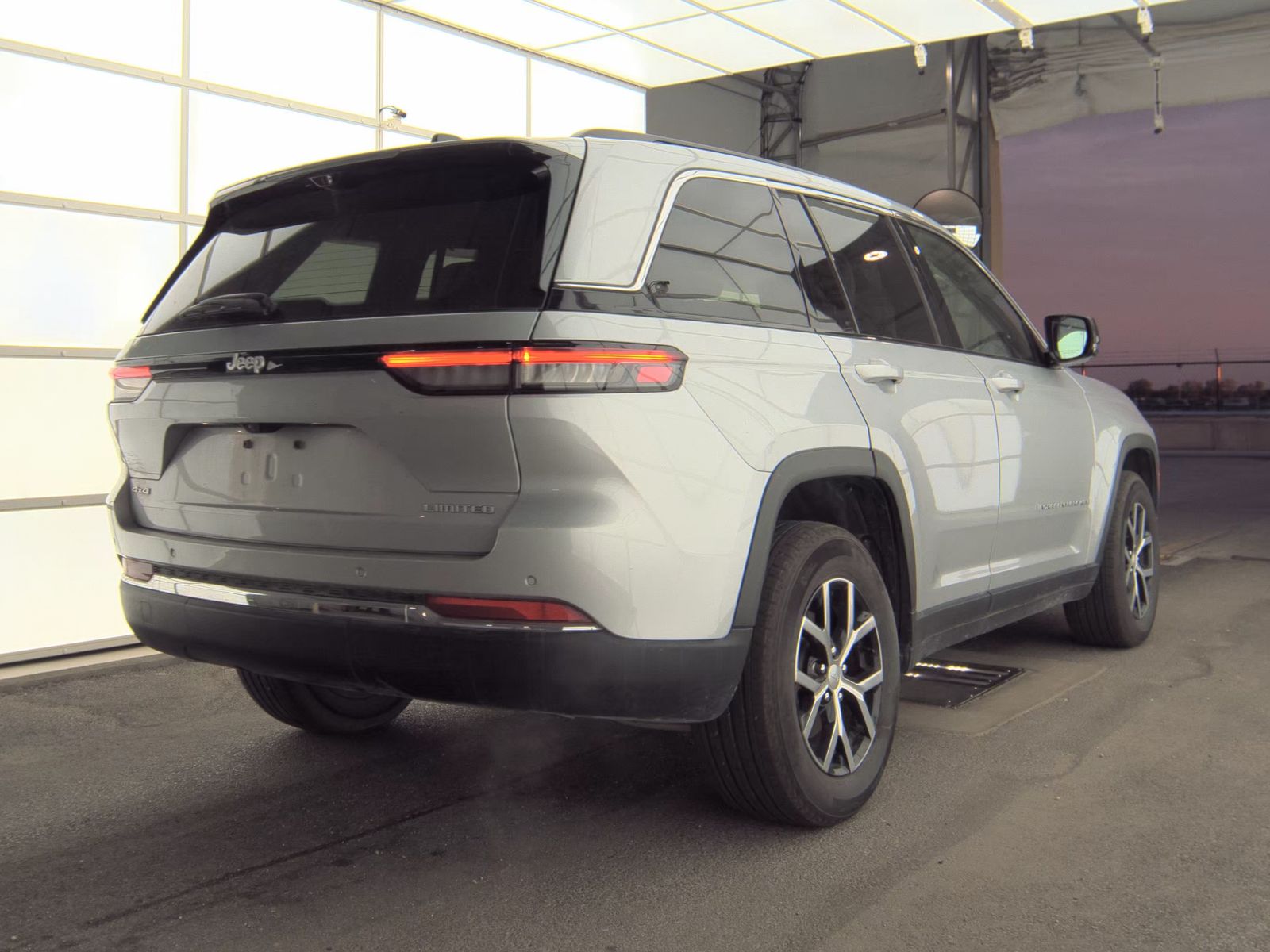 2024 Jeep Grand Cherokee Limited AWD