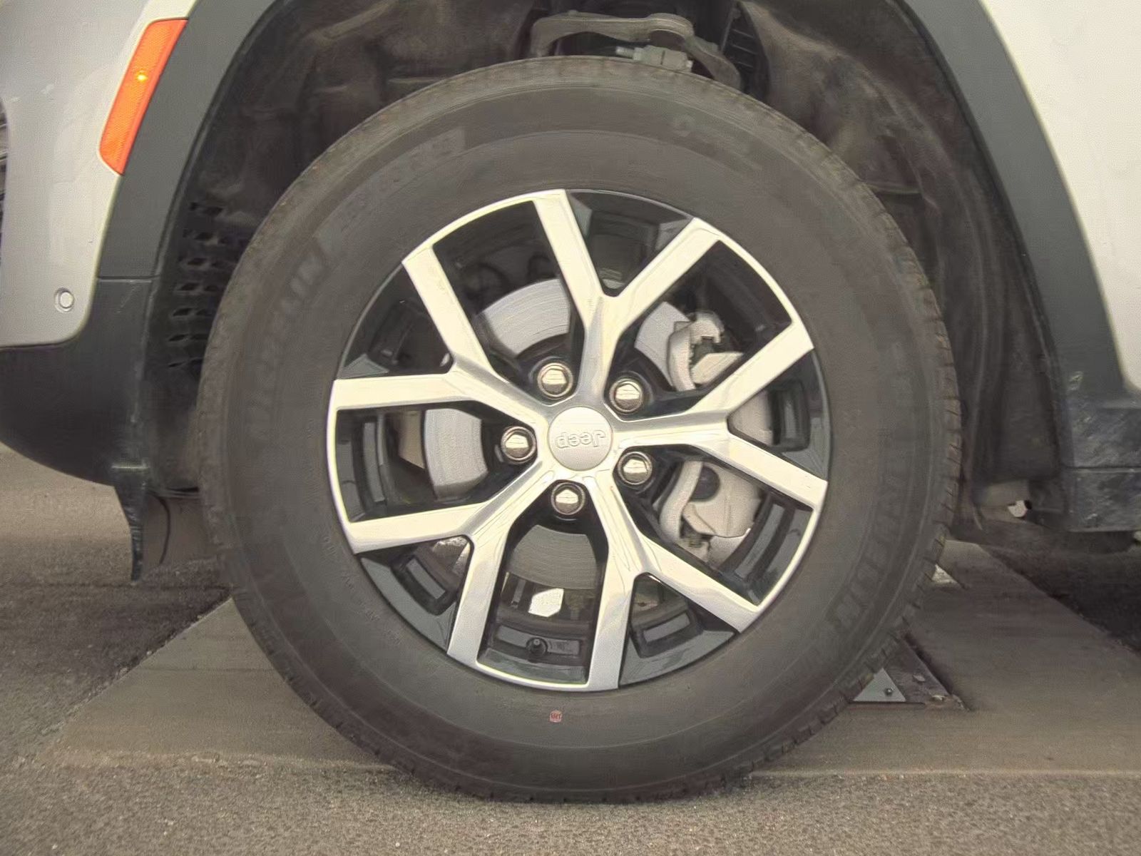 2024 Jeep Grand Cherokee Limited AWD