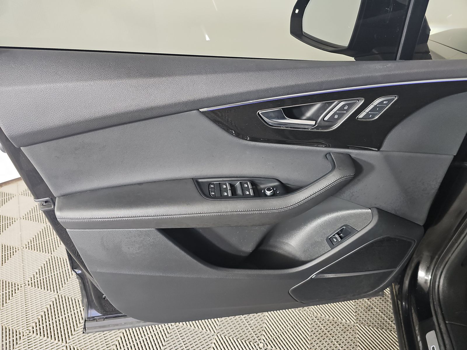 2023 Audi Q7 Premium Plus AWD