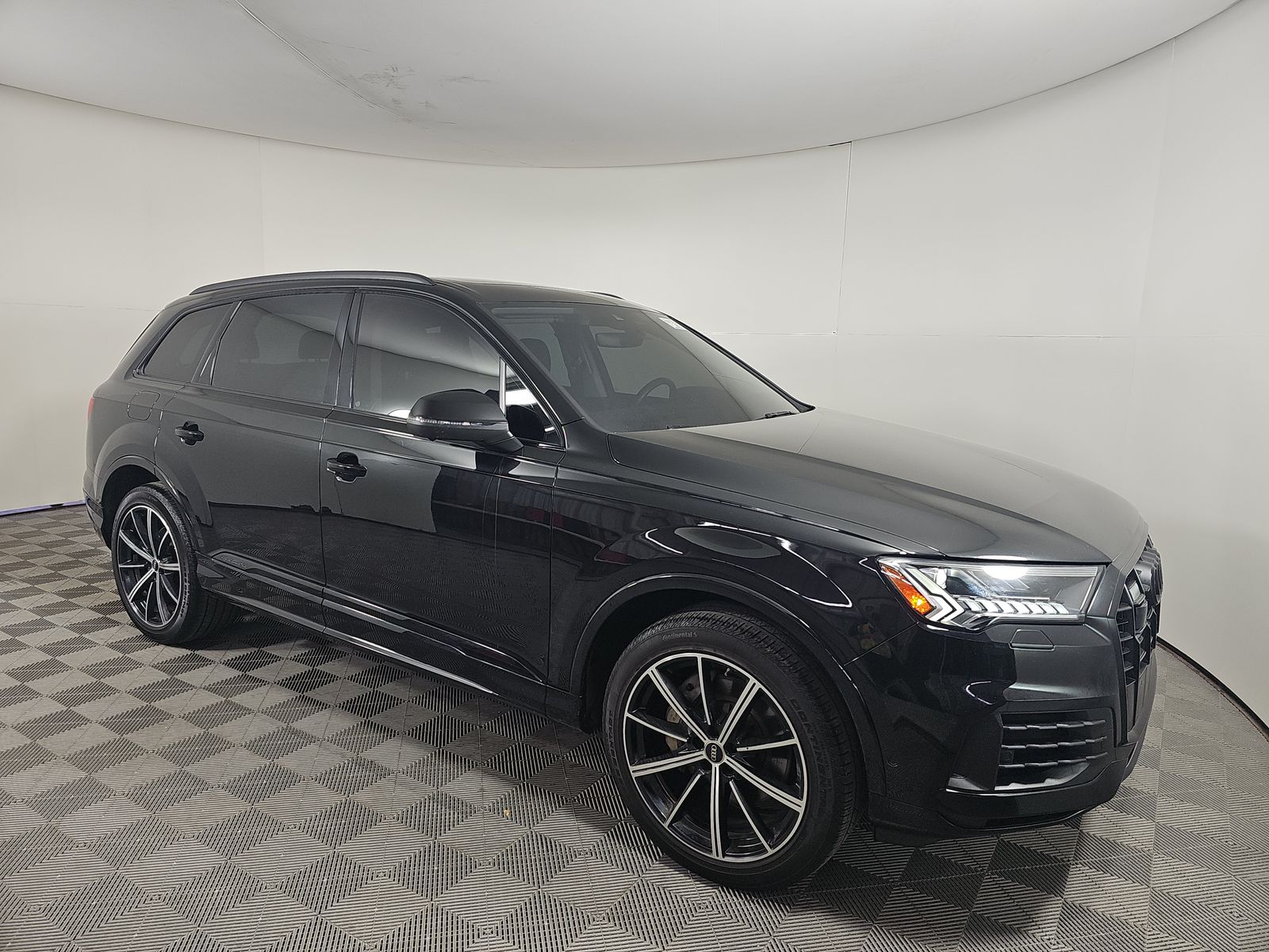 2023 Audi Q7 Premium Plus AWD