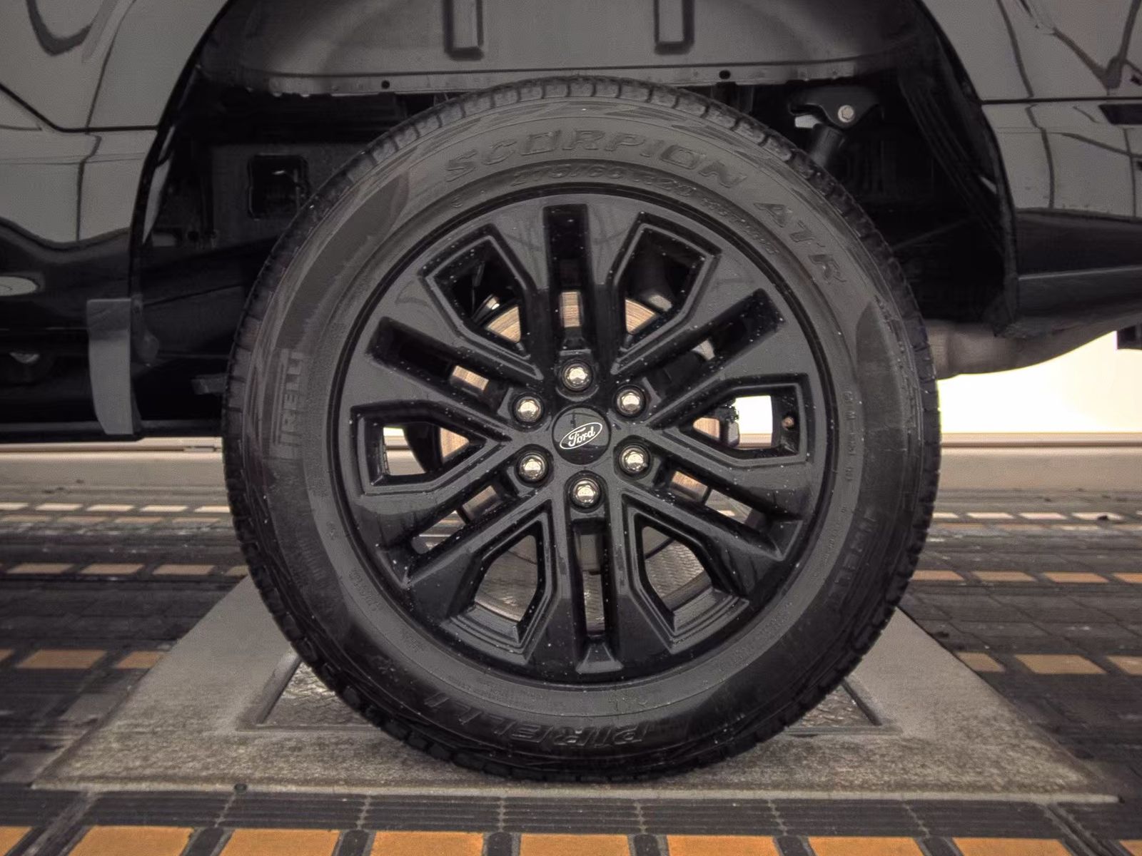 2024 Ford F-150 XLT AWD