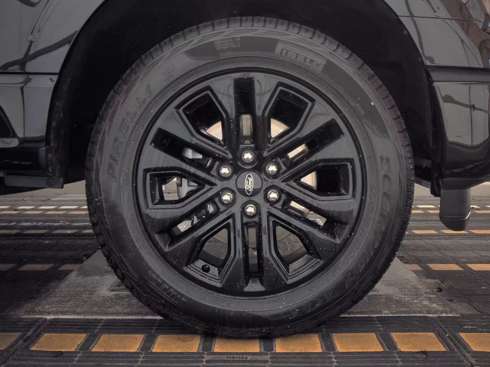 2024 Ford F-150 XLT AWD