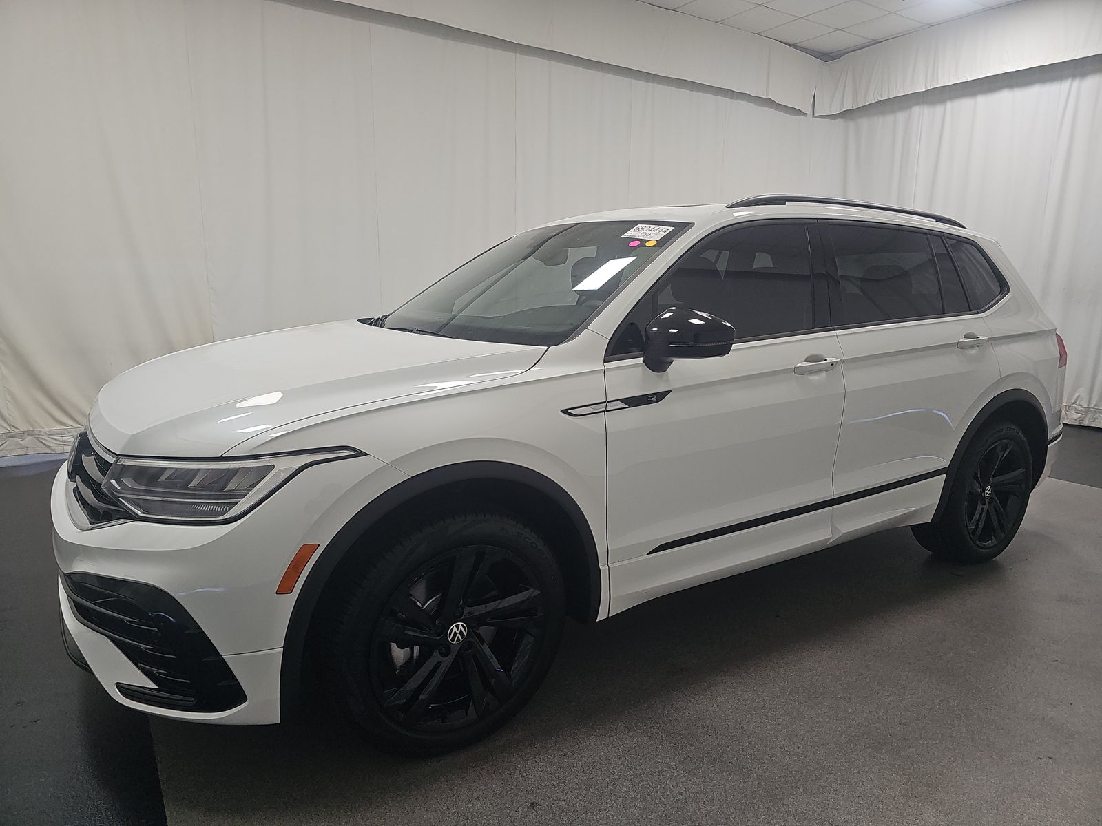 2024 Volkswagen Tiguan 2.0T SE R-Line Black FWD