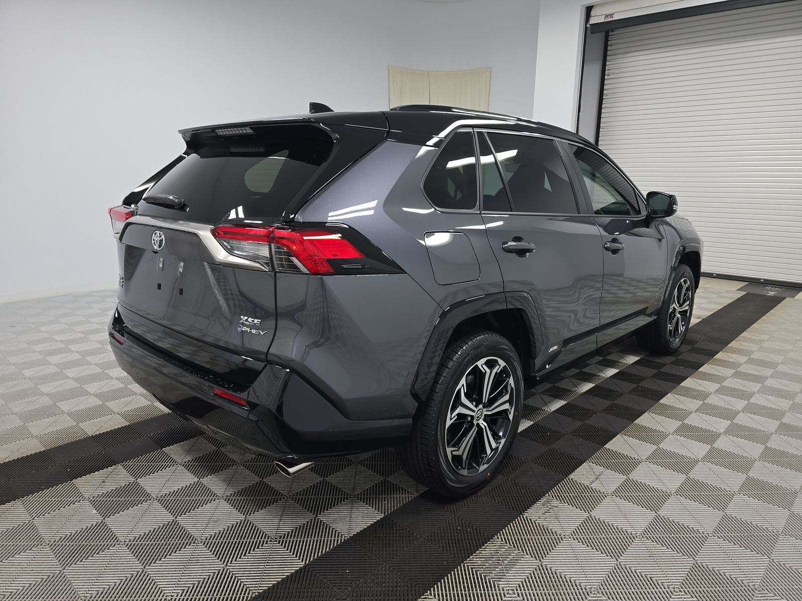 2025 Toyota RAV4 Plug-In Hybrid XSE AWD